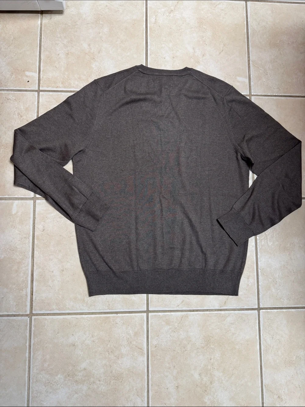 Banana Republic Men’s V-Neck Cotton-Silk-Cashmere Sweater in Dark Brown